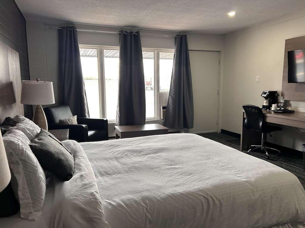 Surestay By Best Western Kapuskasing Room photo